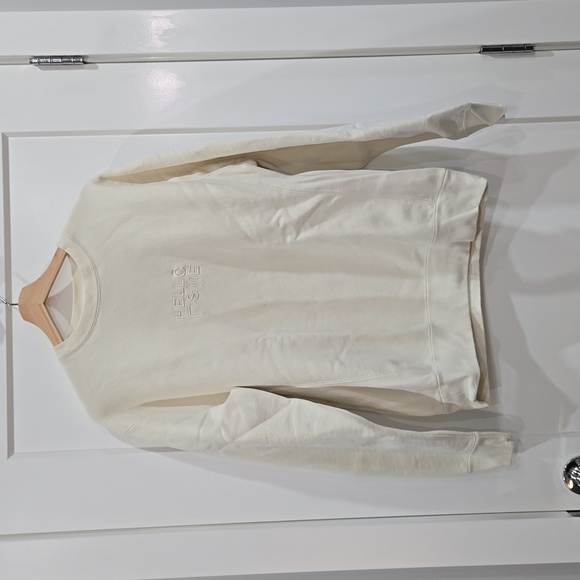 Adele Residency "Hello its me" Heavy Sweater - Picture 1 of 3